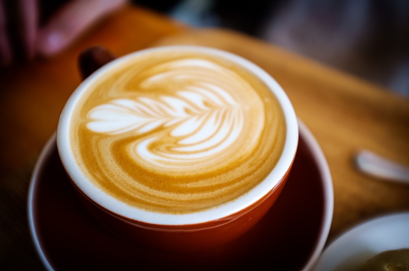 latte art training; online barista training; milk steaming
