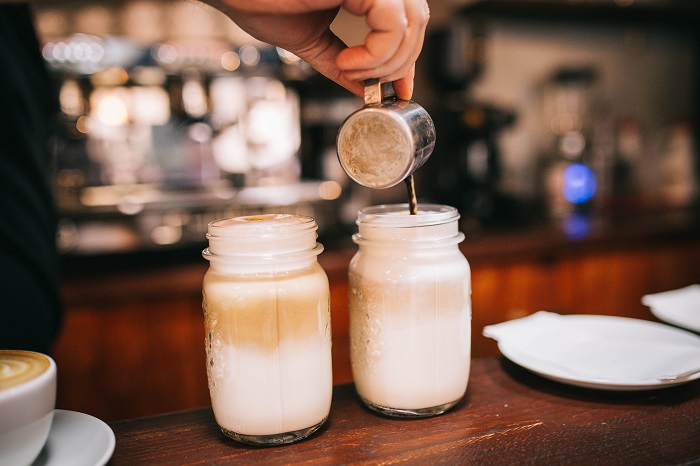 steaming milk - barista lesson